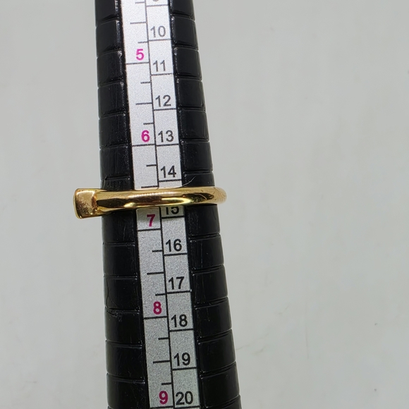 Vtg Avon East-West Baguette Cut Peridot Ring Minimalist Stacking Sz 6.75 Goldton - Picture 5 of 7